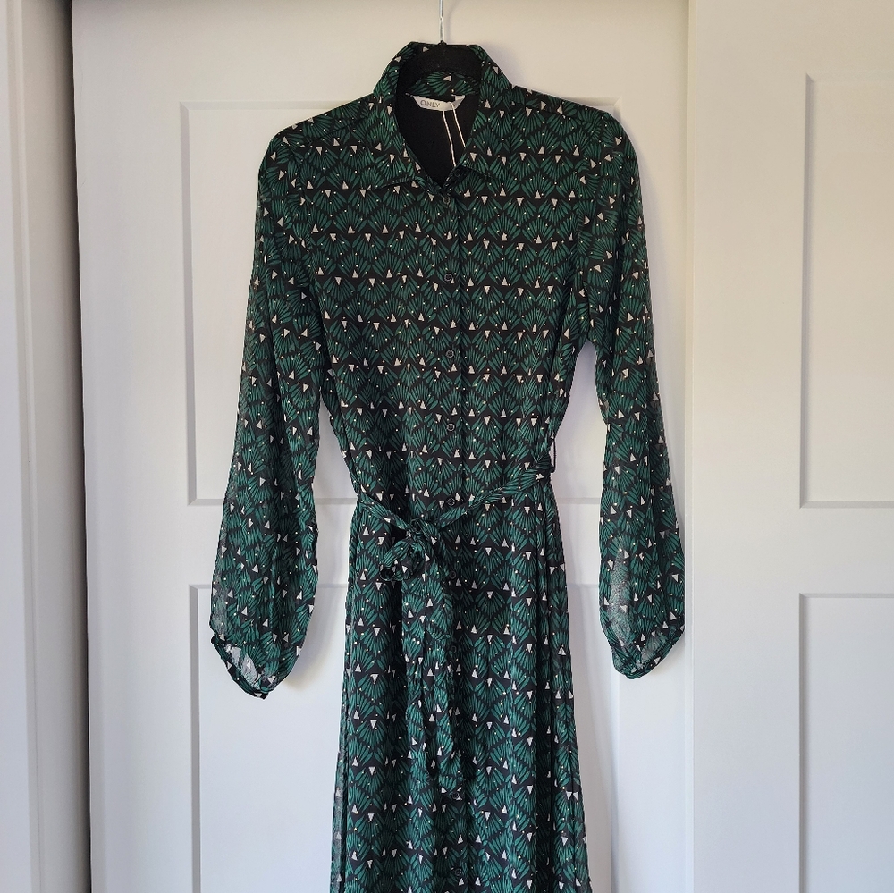 NWT ONLY Maxi Dress